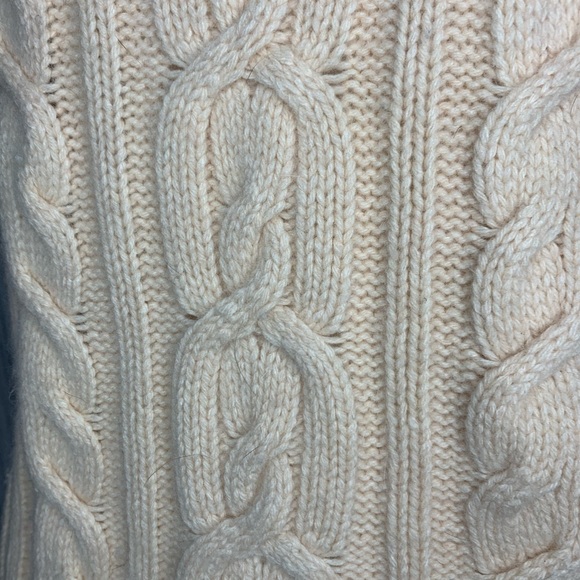 Gap cable knit sweater - Picture 3 of 6